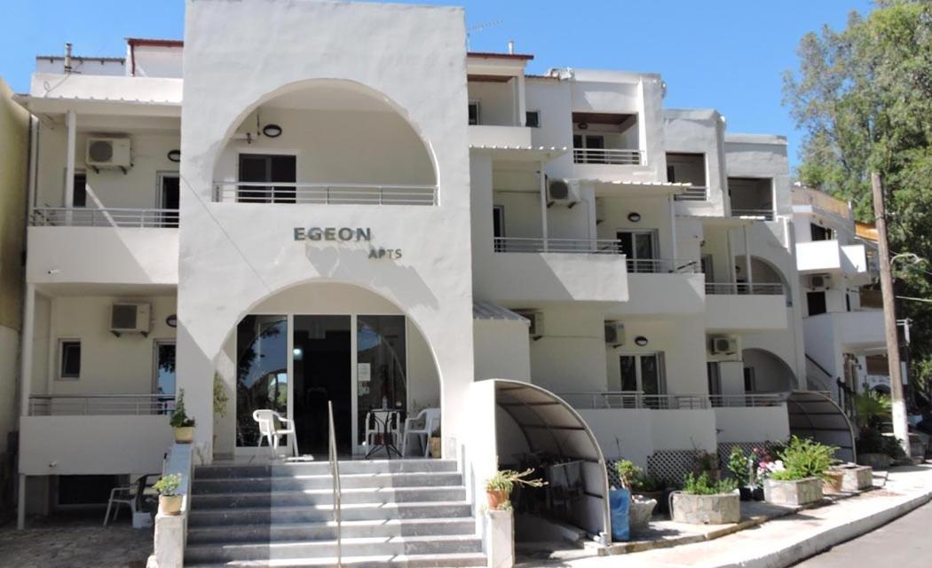 Egeon Rooms And Studios Georgioupoli Exteriér fotografie